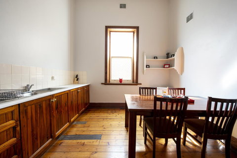 City Centre Motel Hotel - South Australia Travel 5