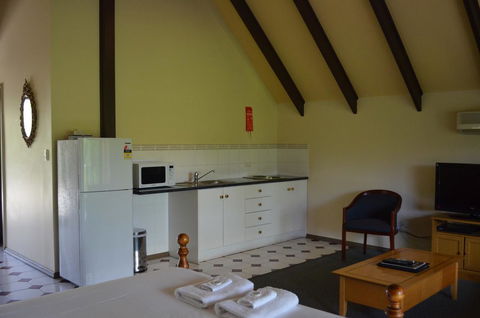Hahndorf Motel - South Australia Travel 17