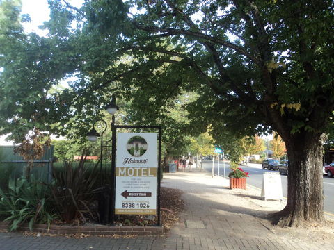 Hahndorf Motel - South Australia Travel 3