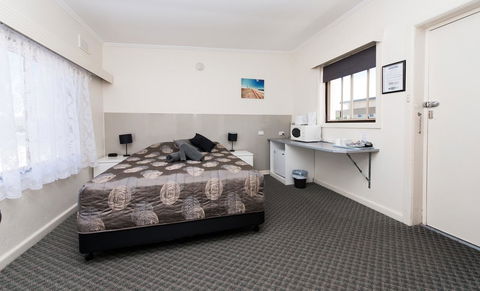 Blue Lake Motel - South Australia Travel 4