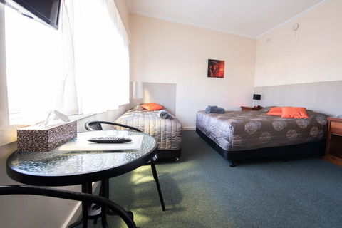 Blue Lake Motel - South Australia Travel 15