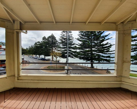 Pier Hotel Port Lincoln - South Australia Travel 13