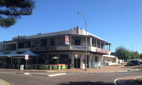 Pier Hotel Port Lincoln - South Australia Travel 0