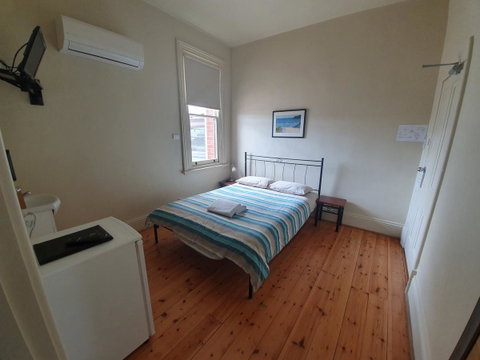 Pier Hotel Port Lincoln - South Australia Travel 21