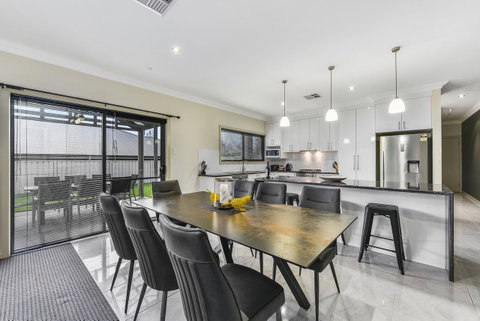 Accommodation On Lansell 2 - South Australia Travel 6