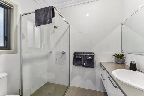 Accommodation On Lansell 2 - South Australia Travel 5