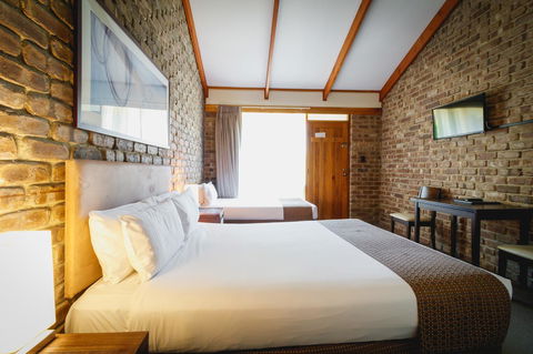 The Lodge By Manna - South Australia Travel 10