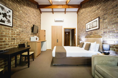 The Lodge By Manna - South Australia Travel 1