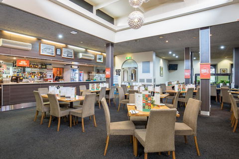 Nightcap At Federal Hotel Mt Gambier - South Australia Travel 15