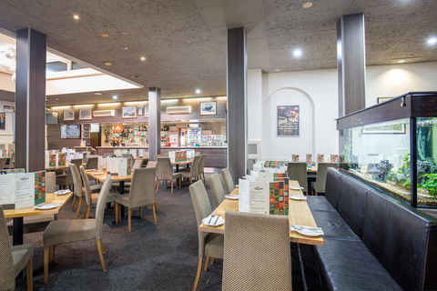 Nightcap At Federal Hotel Mt Gambier - South Australia Travel 13