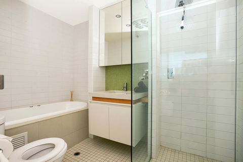 Glenelg Skyline Penthouse - South Australia Travel 42