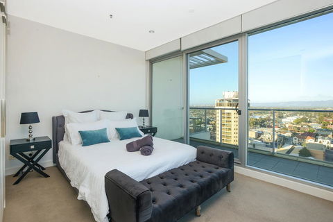 Glenelg Skyline Penthouse - South Australia Travel 19