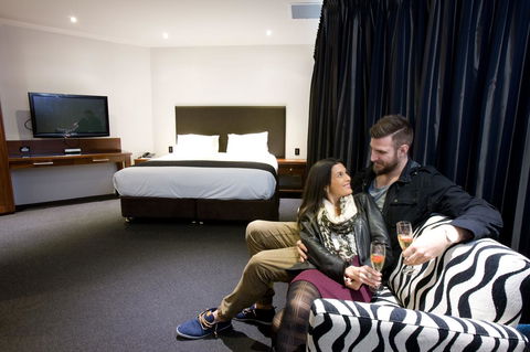 The Commodore - South Australia Travel 37