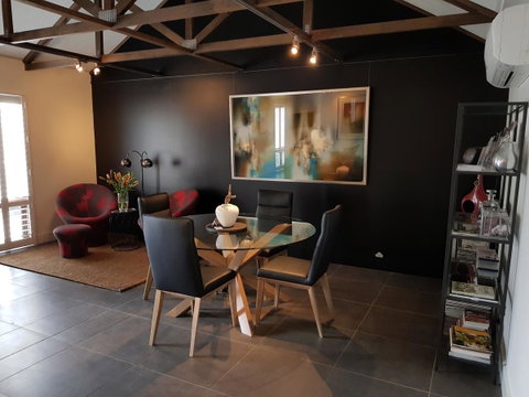 Irongate Studio B&B - South Australia Travel 0