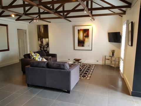Irongate Studio B&B - South Australia Travel 9