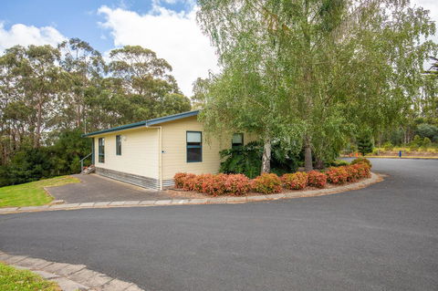 Blue Lake Holiday Park - South Australia Travel 43