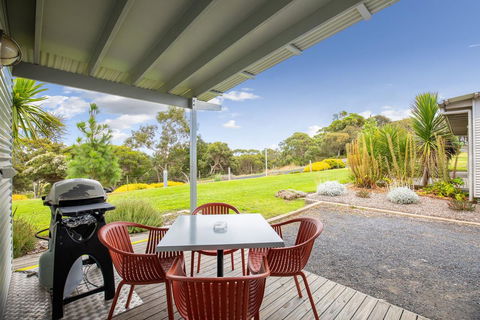 Blue Lake Holiday Park - South Australia Travel 34