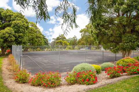 Blue Lake Holiday Park - South Australia Travel 8