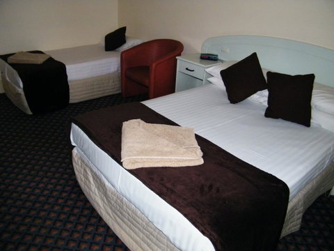 Grand Tasman Hotel - South Australia Travel 32