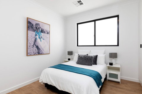 Brand New Affordable Luxury 3 Bedroom 3 Bathrooms House Close To Adelaide City, Chinatown, Beach, Adelaide Airport - South Australia Travel 11