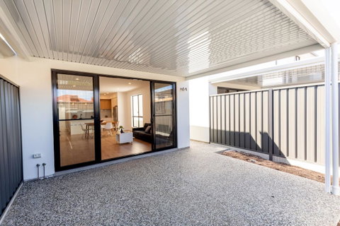 Brand New Affordable Luxury 3 Bedroom 3 Bathrooms House Close To Adelaide City, Chinatown, Beach, Adelaide Airport - South Australia Travel 3