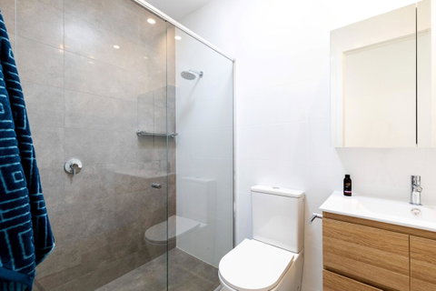 Brand New Affordable Luxury 3 Bedroom 3 Bathrooms House Close To Adelaide City, Chinatown, Beach, Adelaide Airport - South Australia Travel 9