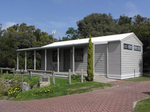 Lakeside Tourist Park - South Australia Travel 1