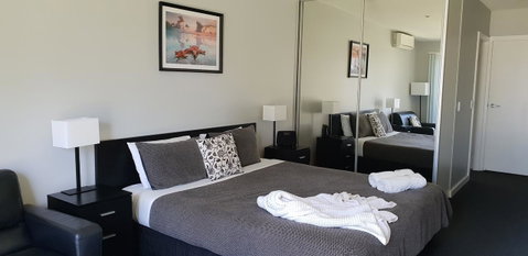 2 Austinmer Studio - South Australia Travel 2