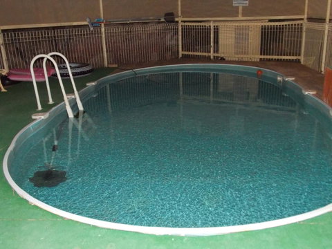 Desert View Apartments - South Australia Travel 7