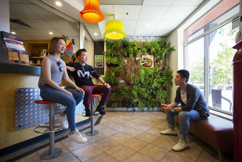 YHA Adelaide Central - South Australia Travel 1