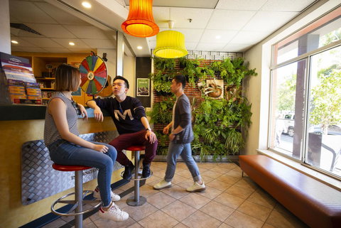 YHA Adelaide Central - South Australia Travel 2