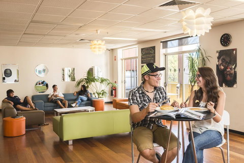 YHA Adelaide Central - South Australia Travel 35