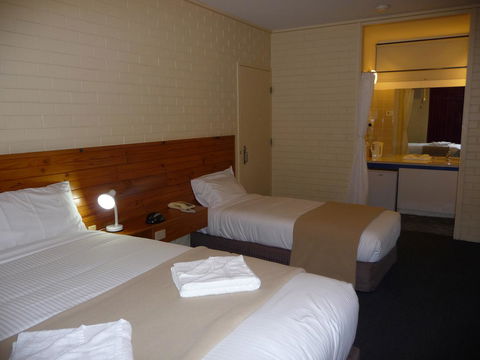The Wine Vine Hotel - South Australia Travel 2