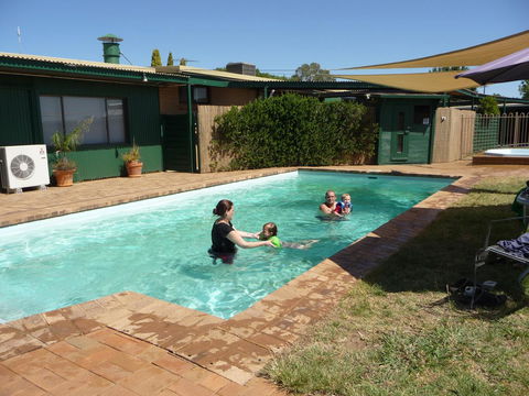 The Wine Vine Hotel - South Australia Travel 11