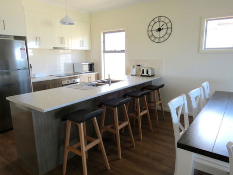 38 Wright Tce Encounter Bay - South Australia Travel 14