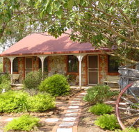Langmeil Cottages - South Australia Travel