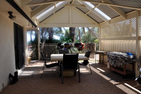 The Club House - South Australia Travel 1