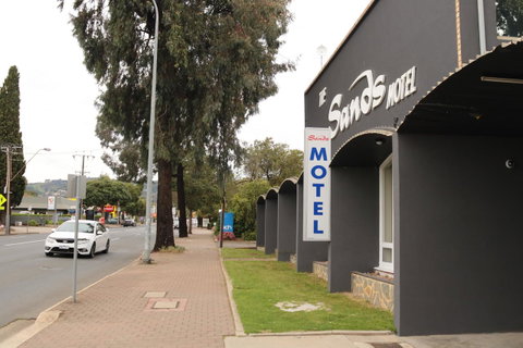 The Sands Motel Adelaide - South Australia Travel 1