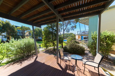 South Shores Villa 52 - South Australia Travel 11