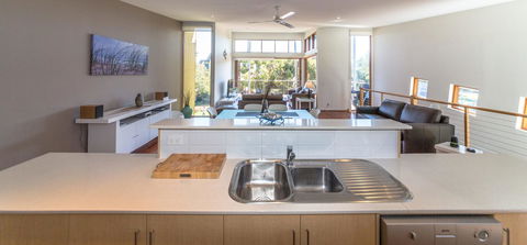 South Shores Villa 52 - South Australia Travel 12