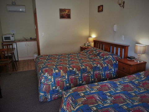 Sonbern Lodge Motel - South Australia Travel 25