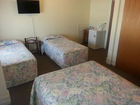 Sonbern Lodge Motel - South Australia Travel 31
