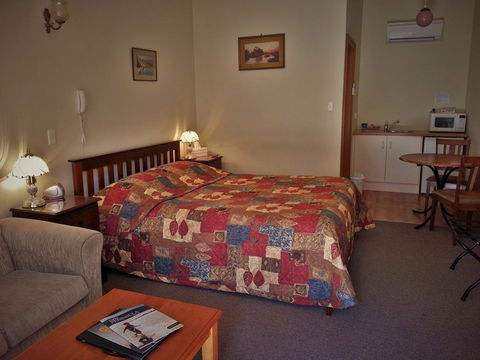 Sonbern Lodge Motel - South Australia Travel 20