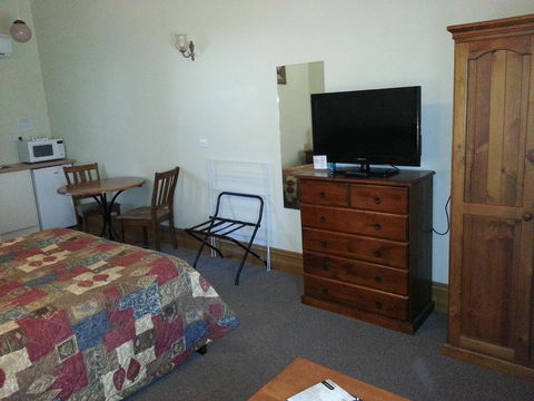Sonbern Lodge Motel - South Australia Travel 36