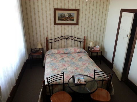 Sonbern Lodge Motel - South Australia Travel 3