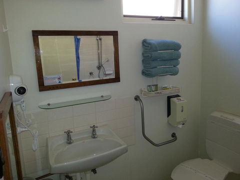 Sonbern Lodge Motel - South Australia Travel 28