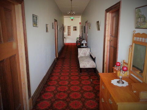 Sonbern Lodge Motel - South Australia Travel 13