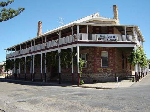 Sonbern Lodge Motel - South Australia Travel 0