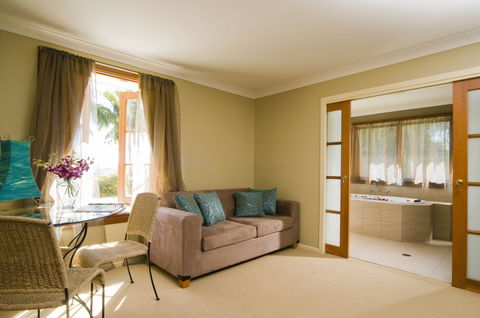 SummerHills Retreat Byron Bay - South Australia Travel 13