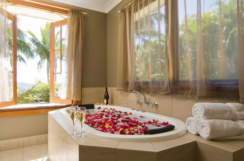 SummerHills Retreat Byron Bay - South Australia Travel 1